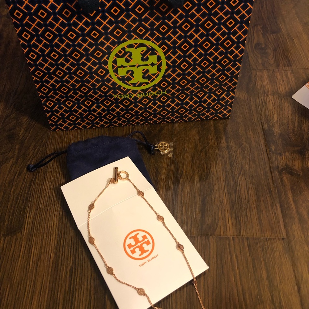New without tags Tory Burch necklace